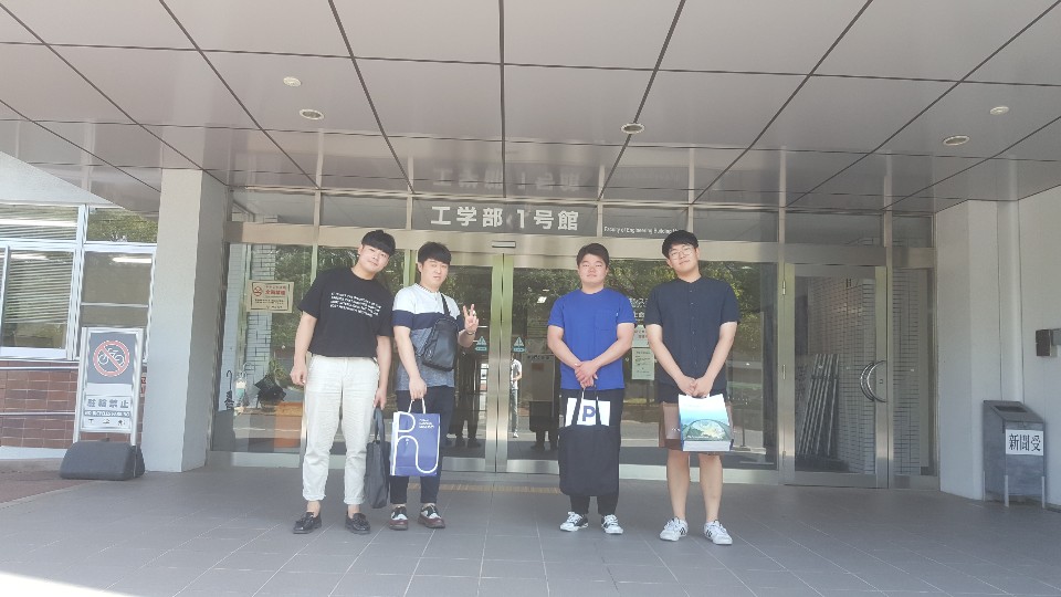 2018.08 오카야마 대학 2018.08.jpg